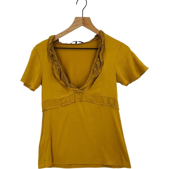 Y2K BCBGMaxAzria Silk Stretch Fitted Tee Mustard Yellow Jersey Top Size XXS - Picture 1 of 8